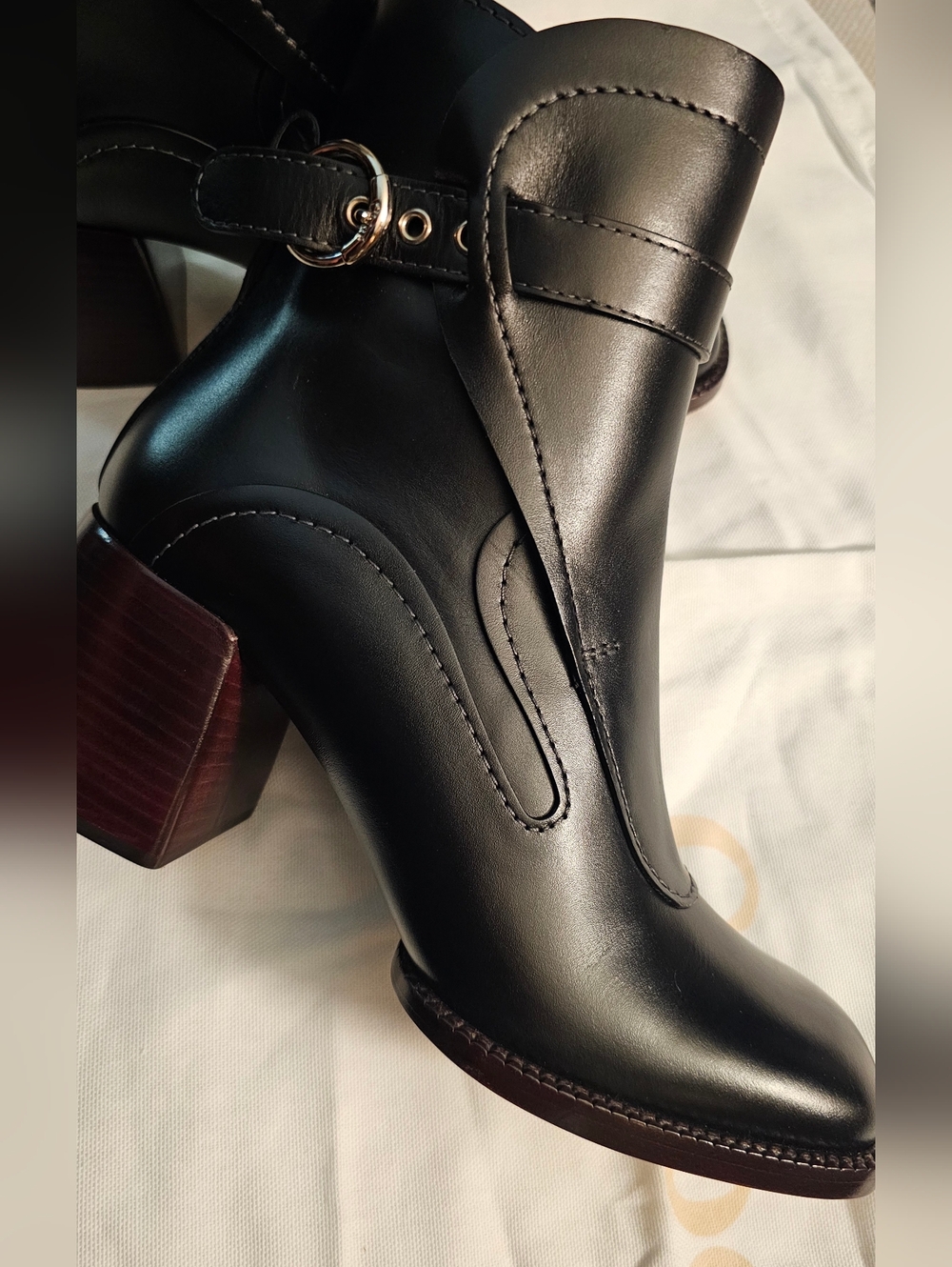 Chloe Boots Size 38 - Picture 6 of 9